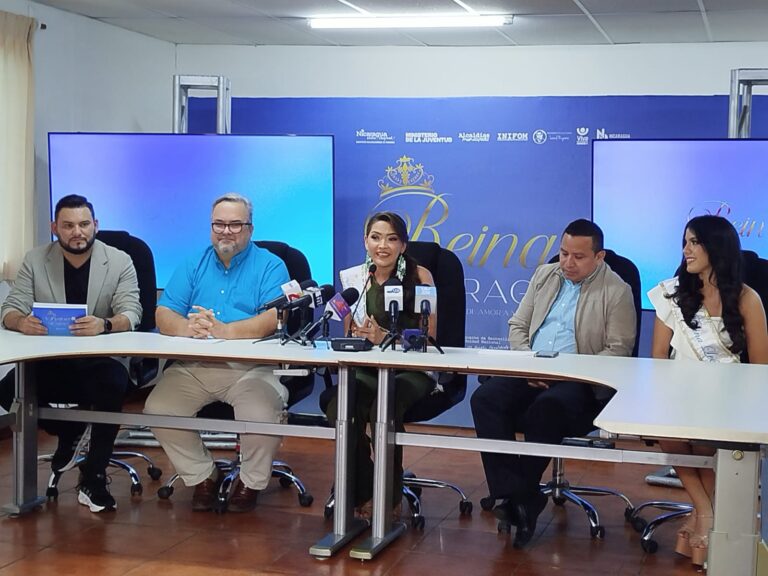 Reinas Nicaragua continúan recorriendo el país