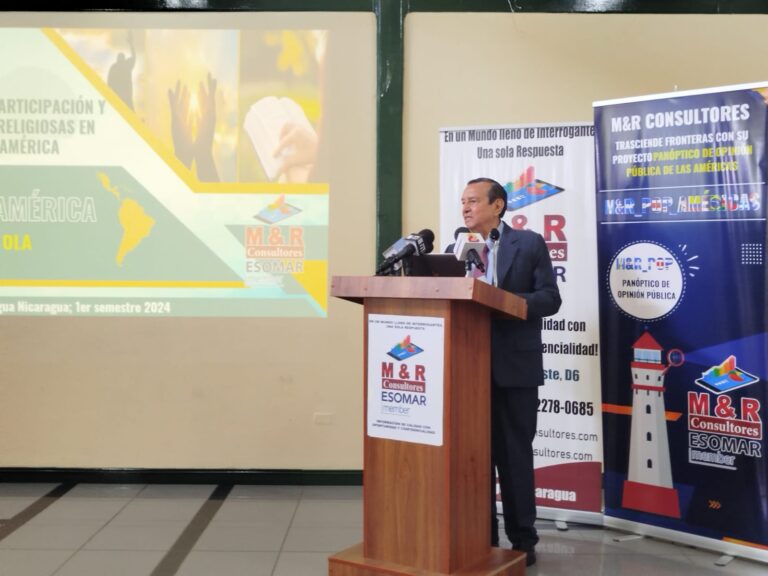 Latinoamericanos ven la homosexualidad como un pecado