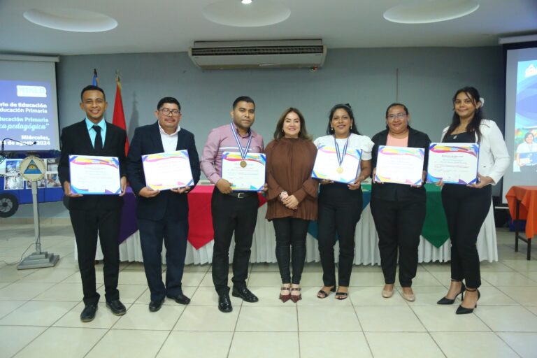 Eligen a los mejores docentes de educación primaria 2024