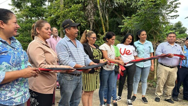 Inauguran obras de drenaje en Jalapa