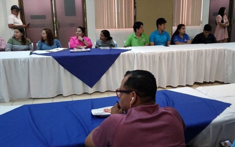 Facilitadores del Programa Usura Cero e INATEC evalúan avances