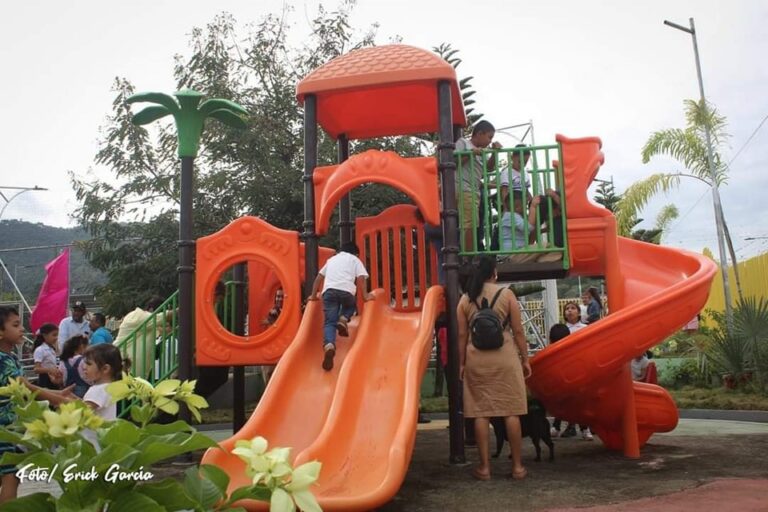 Remodelan parque Guadalupe en Jalapa