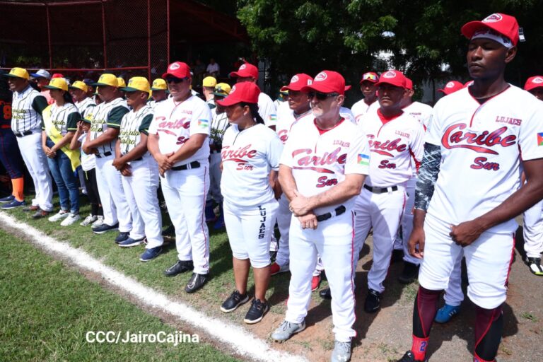 Policía Nacional inaugura el XX Campeonato Nacional de Softbol