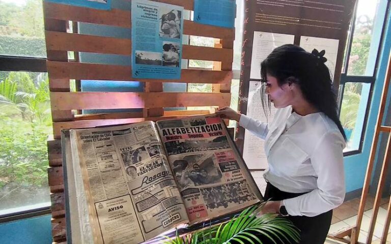 Reconocen labor de estudiantes alfabetizadores en el campo