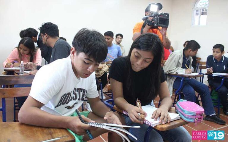 Tecnológico Juan Carlos Herrera atiende a más de 600 estudiantes