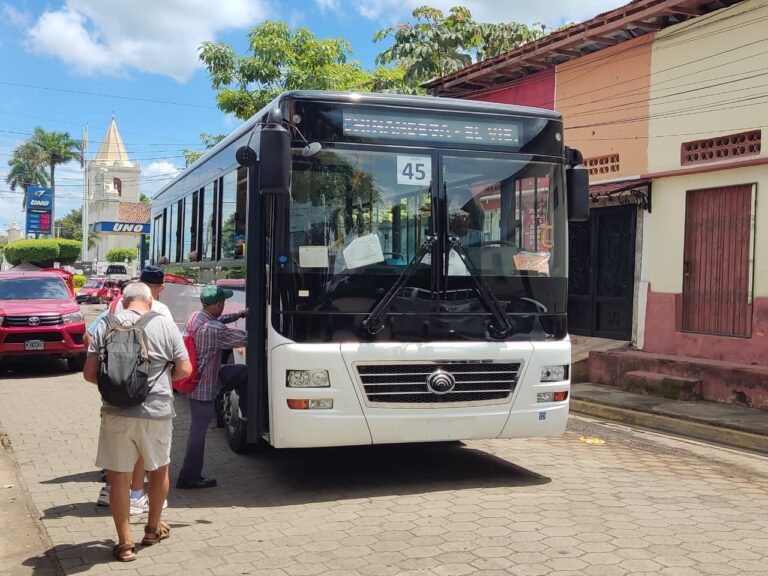 Buses chinos ya recorren el municipio de El Viejo