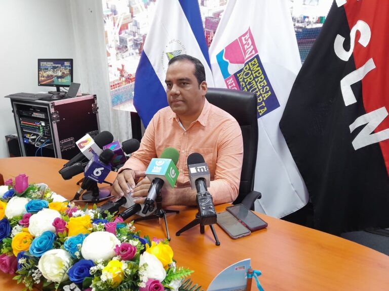 Más de 100 mil toneladas métricas de carga recibieron los Puertos Comerciales