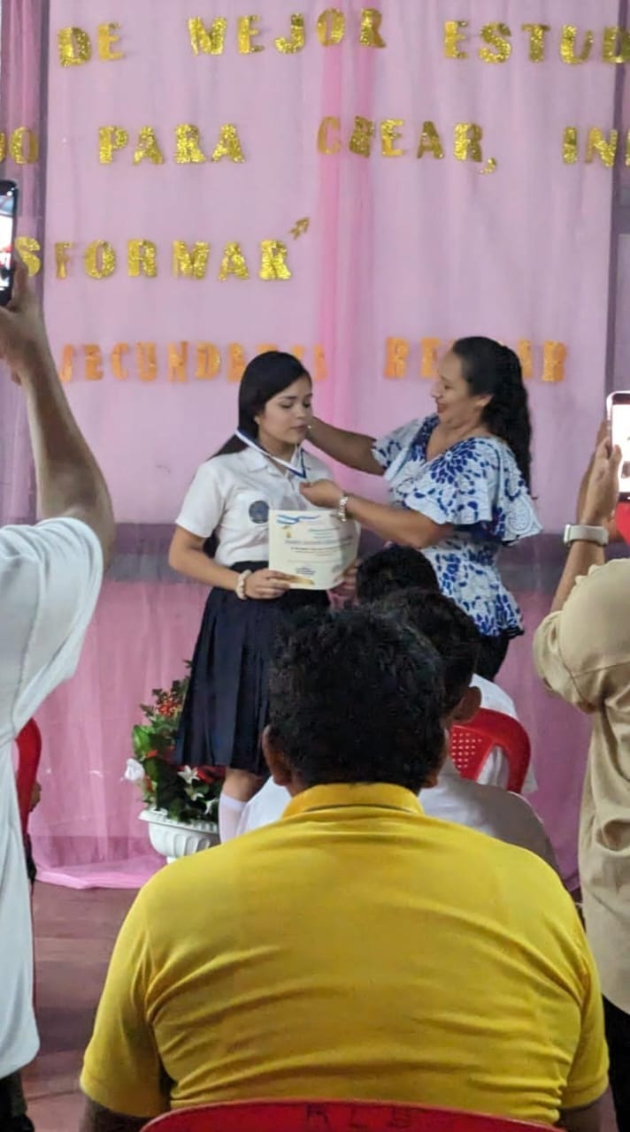 Eligen a los mejores Estudiante a Nivel Departamental en Bonanza