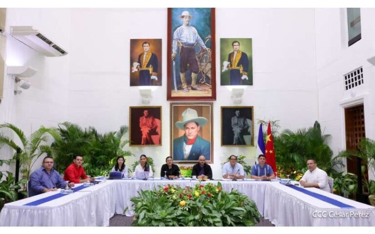 Periodistas de China sostienen un encuentro virtual con comunicadores Sandinista 