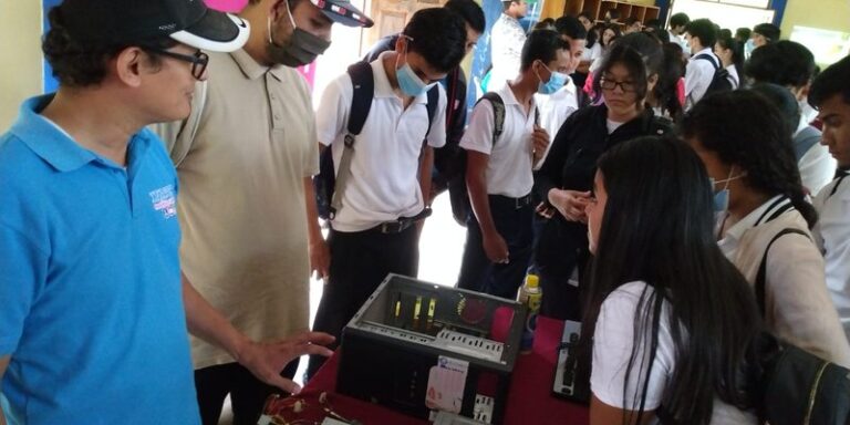 Estudiantes de secundaria conocen las carreras técnicas que se ofertan en Juigalpa