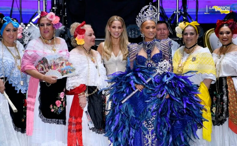 Yuri se cae en fiesta de Veracruz México