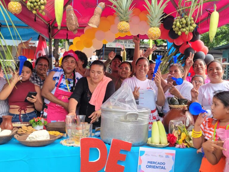 Realizan concurso de la chicha más rica de Managua