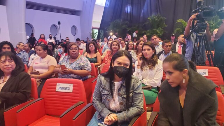 Realizan IV Foro Nicaragua Creativa