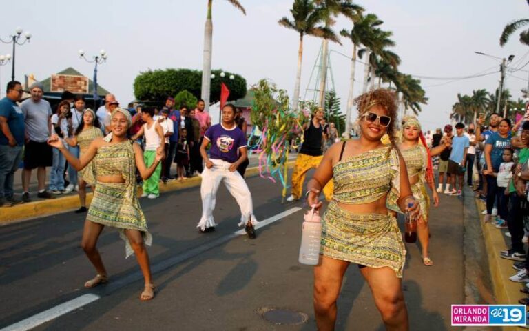 Realizan concurso nacional de bandas rítmicas y comparsas