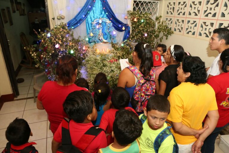 La historia detrás de los cantos a la Purisima Concepción de María