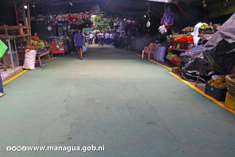 Fundadores del mercado Roberto Huembes gozan del beneficio de contar con su propio tramo