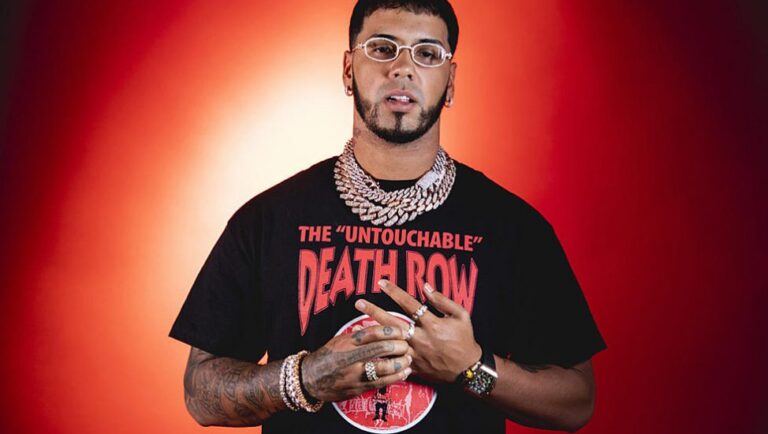 Anuel deja a sus fans burlados