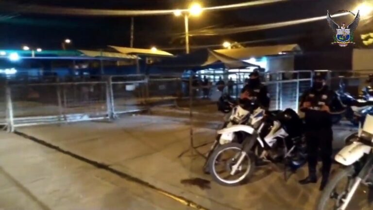 Mueren cinco reos durante un motín en una cárcel de Ecuador