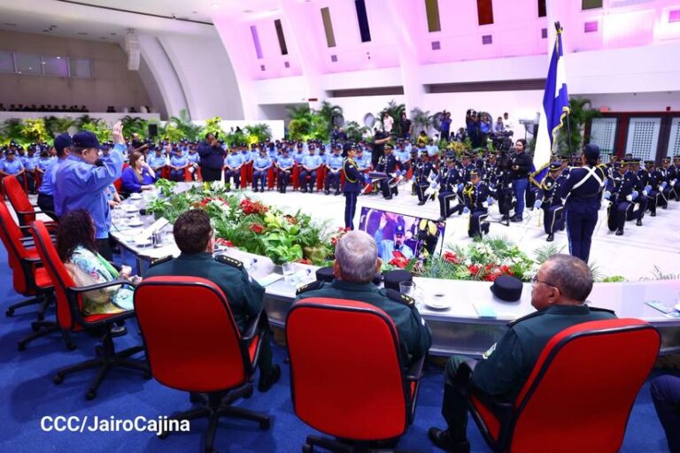 Vicepresidente destaca la XXVI Graduación de Cadetes