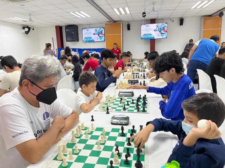 Celebran cuarto aniversario de la Academia de Ajedrez