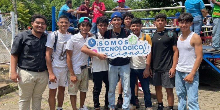 Centro tecnológico de Chinandega celebra sus 42 años de fundación