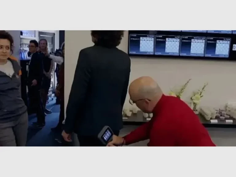 Le escanean el ano para evitar que haga trampa en campeonato