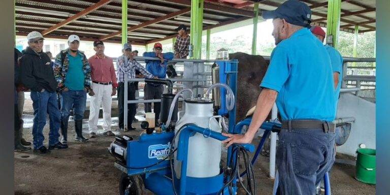 Presentan oferta educativa técnica en Jinotega