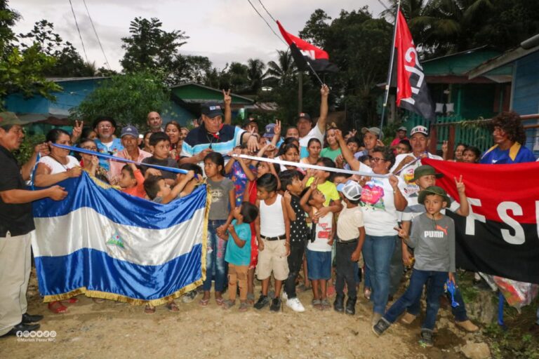 Inauguran 600 metros de calle en Siuna