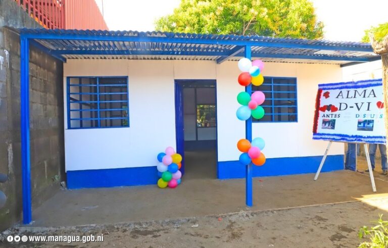 Entregan vivienda digna a familia del barrio Alexis Arguello