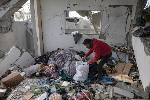 Tres palestinos fallecieron tras bombardeo en el campamento de Yenín