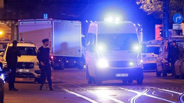 Fallece un policía al ser acuchillado en Belgica