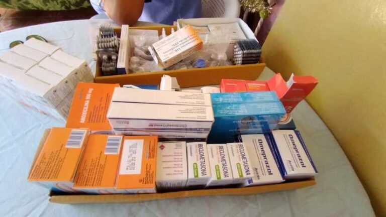 Brindan atención médica a familias del barrio El Recreo