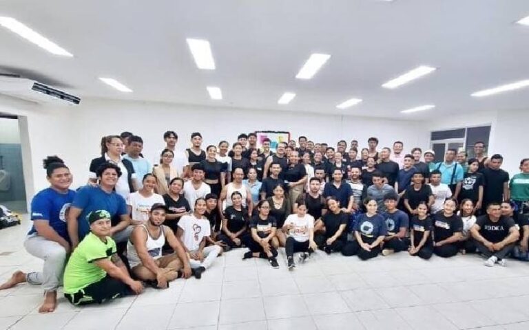 Instructores de Casas de Cultura y Creatividad reciben proceso de capacitaciones