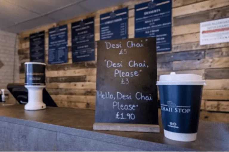 Cafetería cobra de más a los maleducados