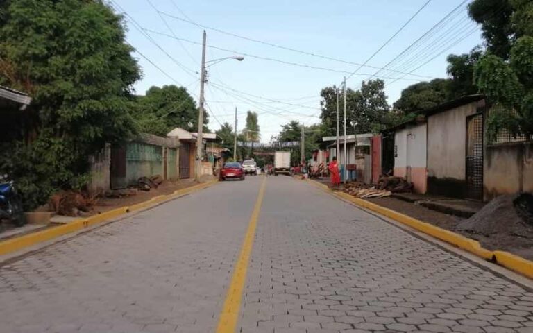 Inauguran adoquinado en Ciudad Sandino