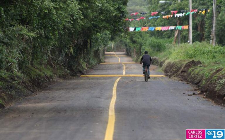 Inauguran 15 cuadras con revestimiento asfáltico en San Antonio Sur