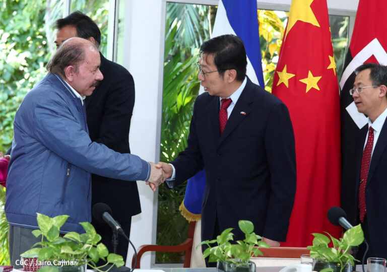 Presidente Daniel Ortega sostiene encuentro con representantes del CIDCA