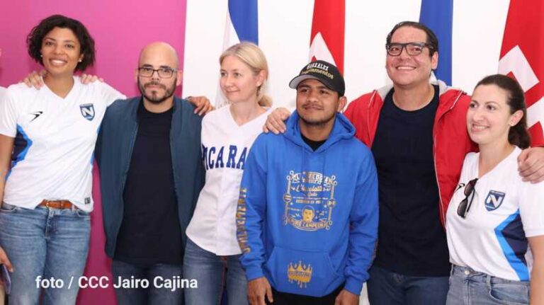 Llega a Nicaragua Román “Chocolatito González”