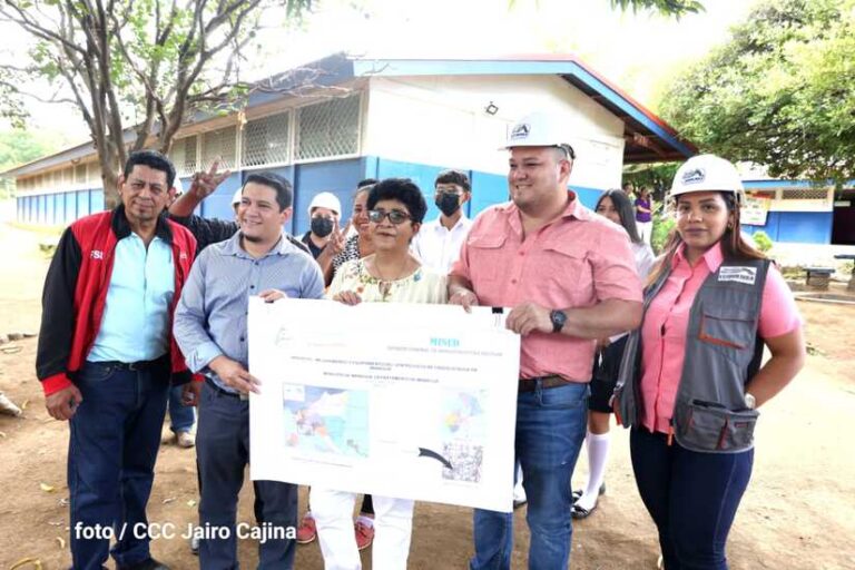 Inicia mejoramiento de colegio en Managua