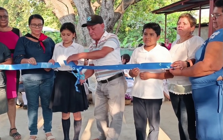 Inauguran reconstrucción de Centro Educativo en Mozonte