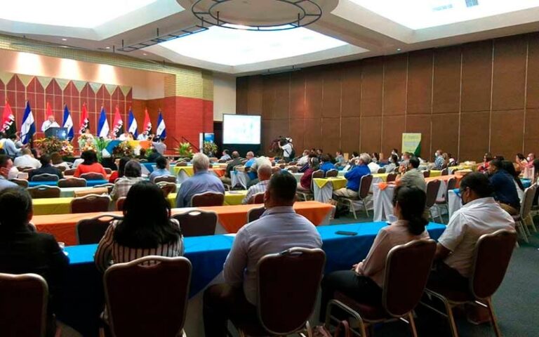 Desarrollan VII Congreso de Registro y Control de Sustancias Tóxicas