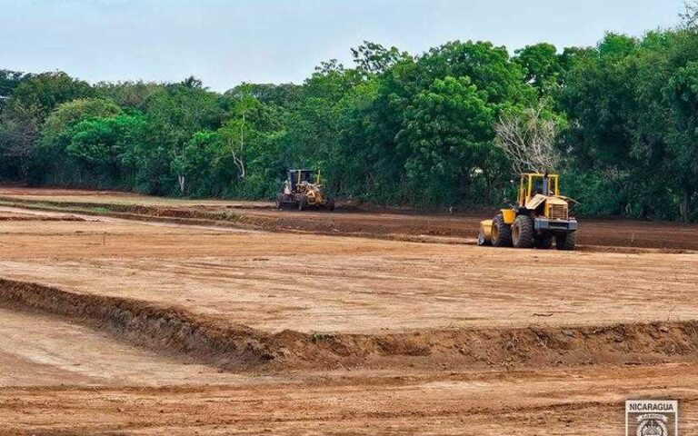 Cuerpo de Ingenieros del Ejército realizó construcción de terracerías de calles y lotes