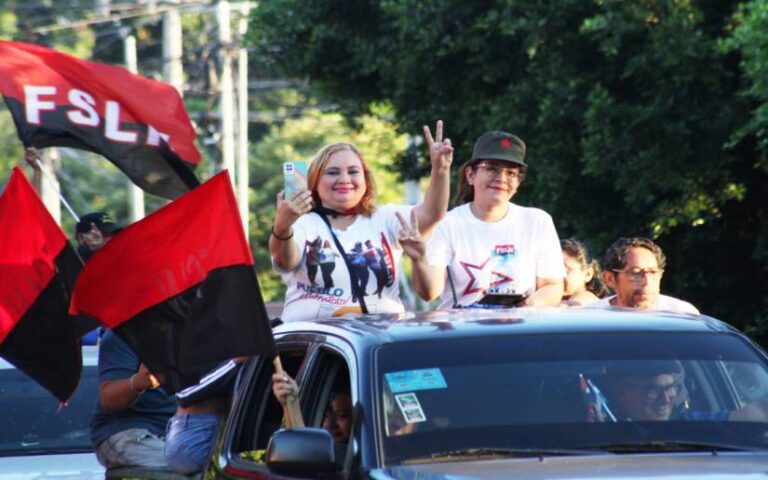 Familias despiden Octubre Victorioso con una Diana