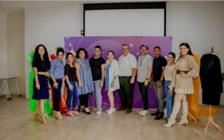 Culmina con éxito el taller de Moulage impartido por el diseñador Urbano Junior