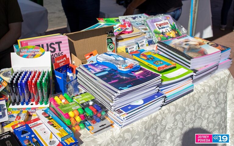 Realizan Feria Escolar “Regreso a Clases con Alegría”
