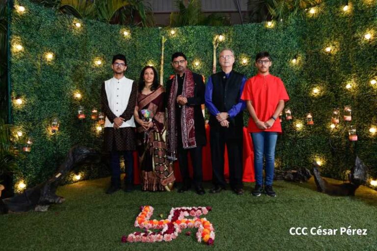 Alrededor de 50 familias celebraron por primera vez el Festival Diwali en Nicaragua