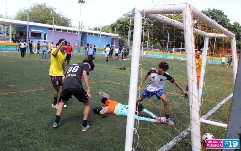 Concluye liga de juego juvenil de Futbol Sala en el Parque Luis Alfonzo