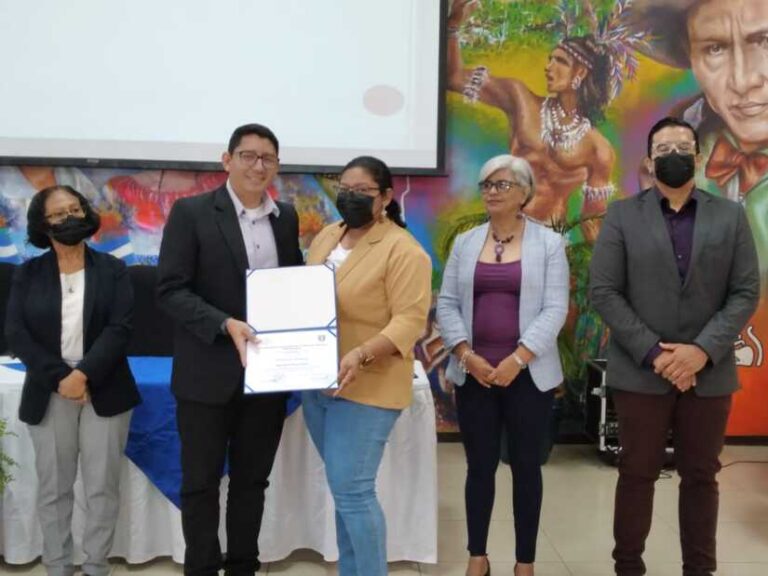 Docentes concluyen diplomado en Trastorno del Lenguaje