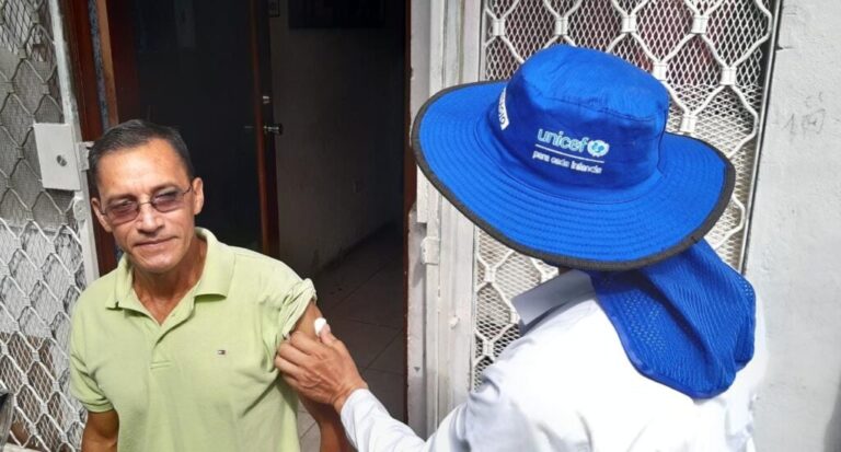 MINSA continúa jornada de vacunación contra la COVID-19