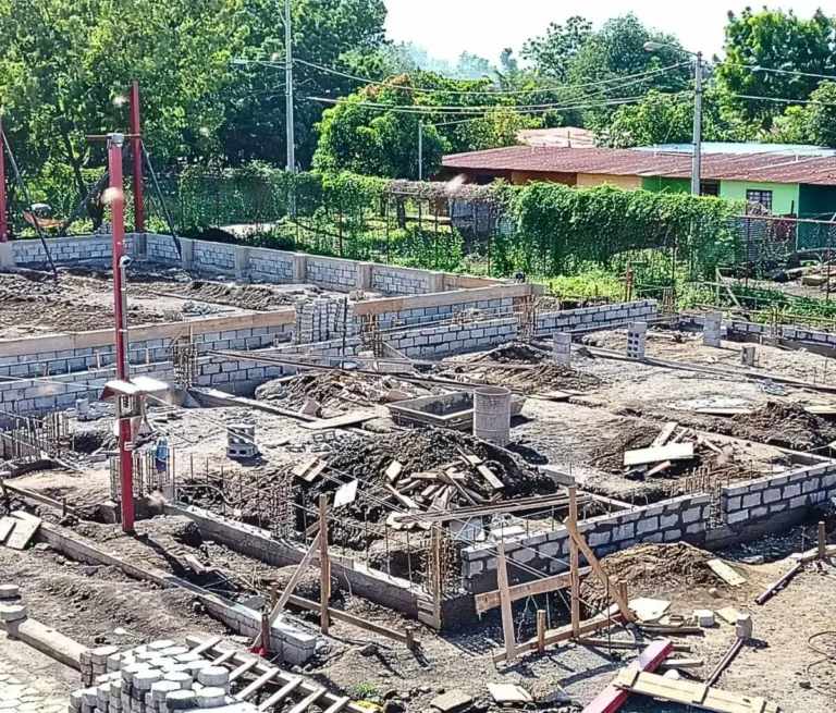 Avanza la construcción del Centro Nacional de Mantenimiento de Equipos Médicos